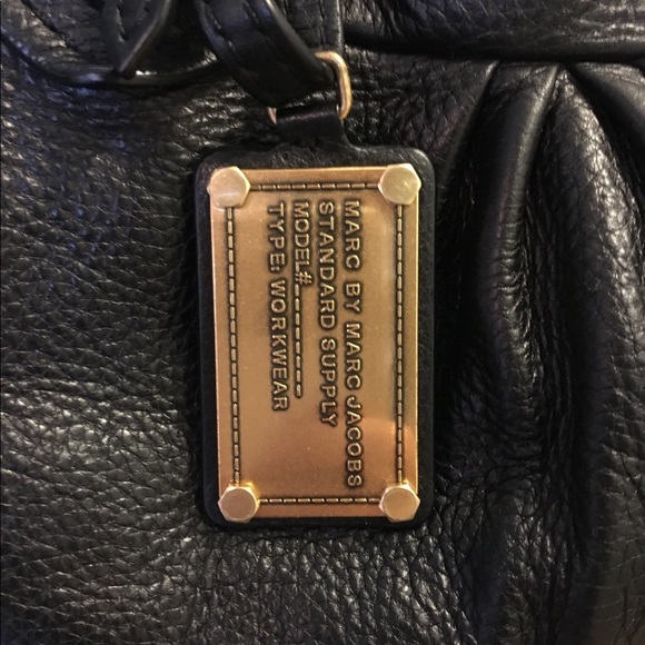 Marc by Marc Jacobs classic black satchel purse - Picture 2 of 5